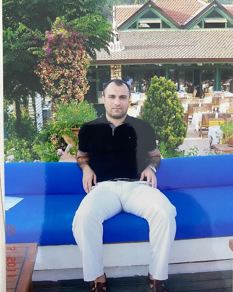 43628502  Ruslan, 46 ,    