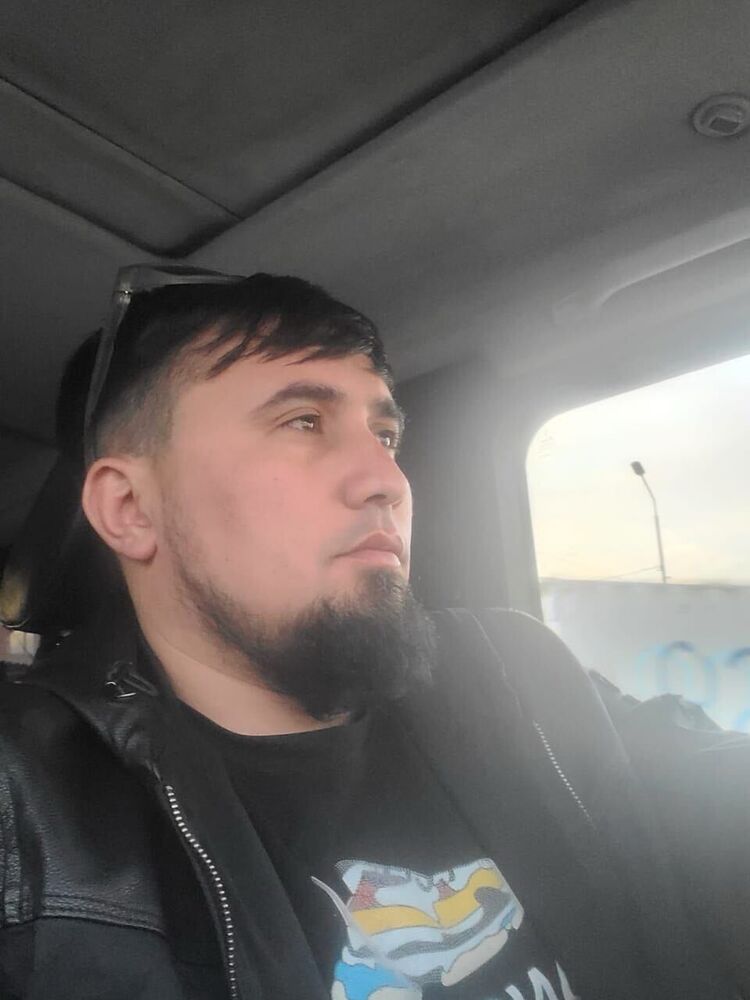  41706662  , 33 ,    