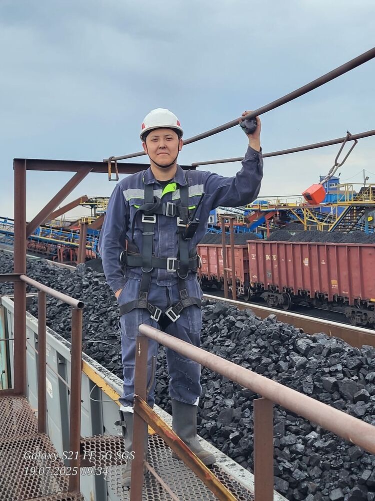  Gering,   , 24 ,   ,   