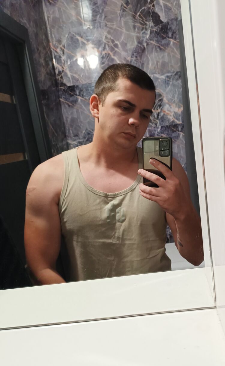  47462262  , 27 ,    