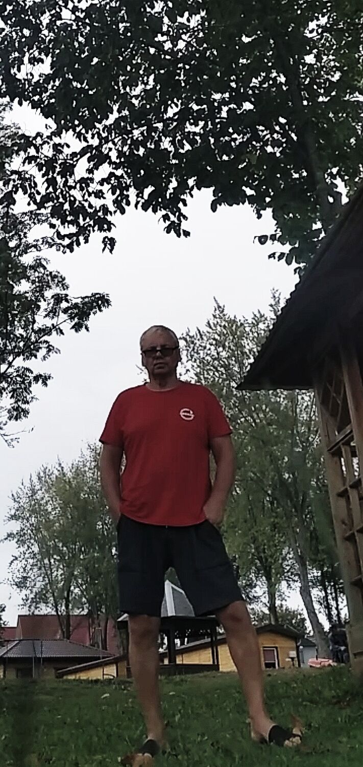  37159602  , 51 ,    