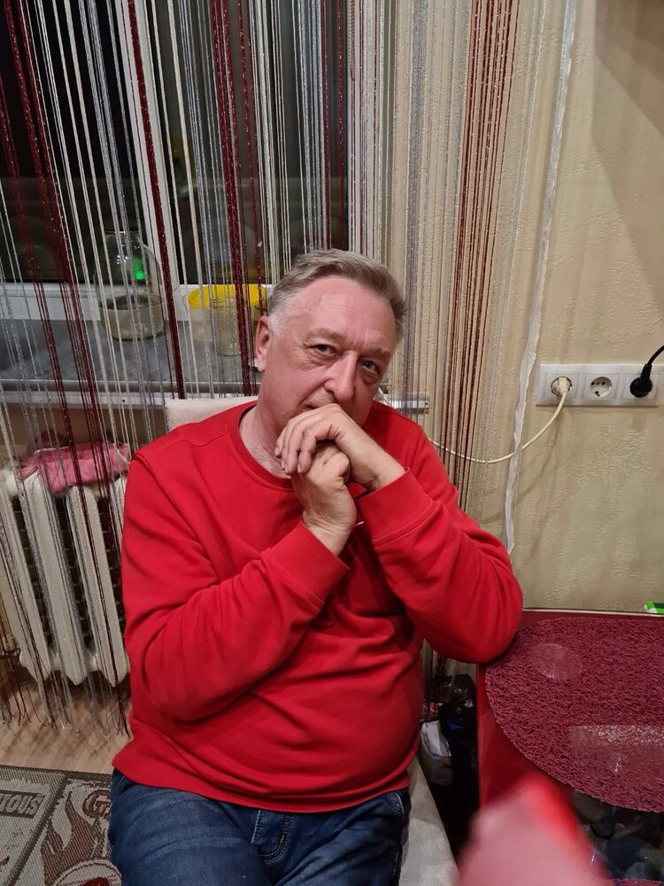  28656032  Aleksandr, 65 ,    