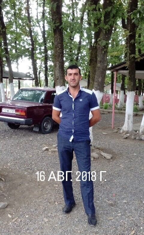  13715562  , 47 ,    
