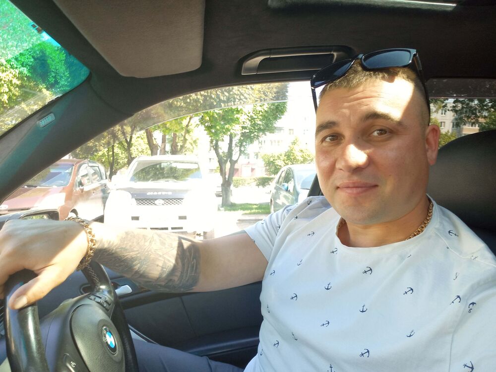  --,   Andrei, 35 ,   ,   