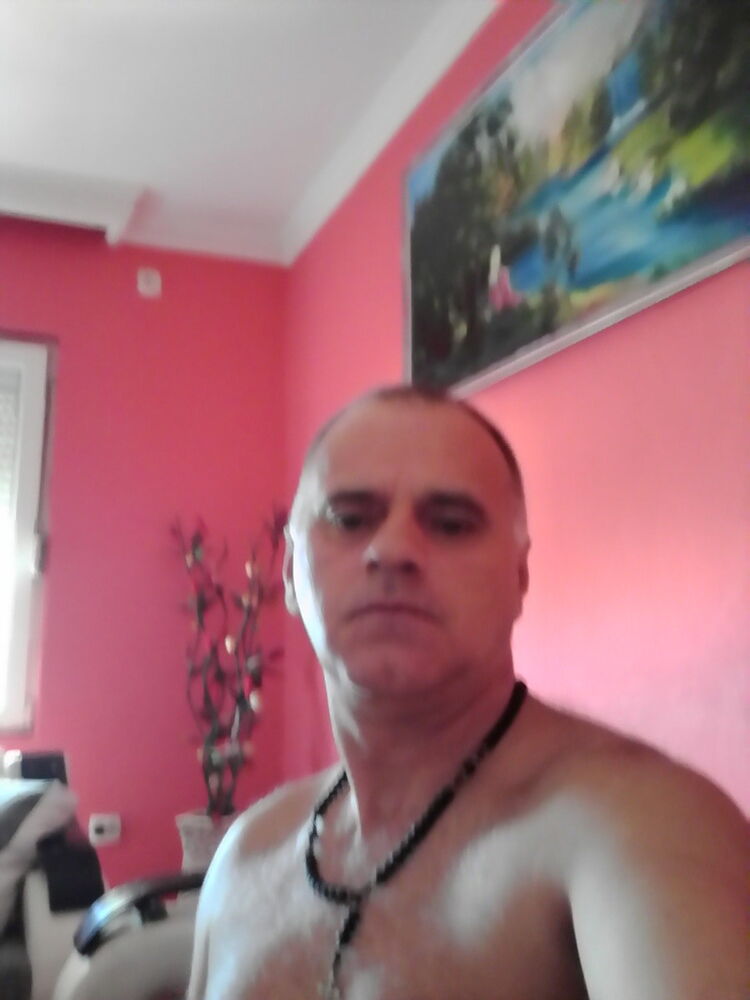  7964282  Veselin, 53 ,    Budva