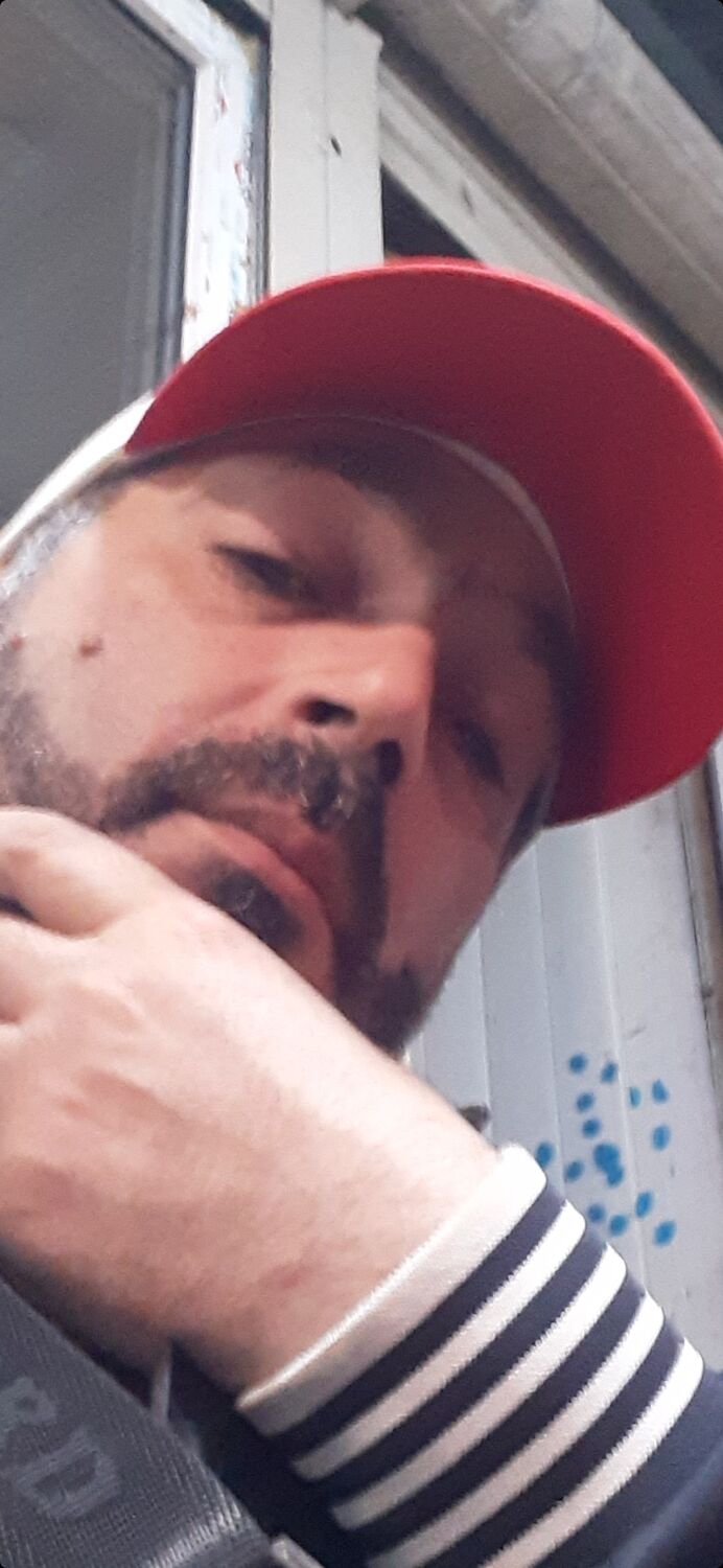  30381422  , 43 ,    