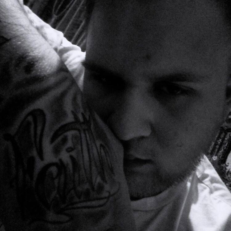 ���� 37799492 ����� ������, 22 ����, ���� ���������� � ������