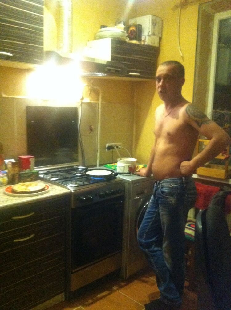  6389272  Vladik, 35 ,    
