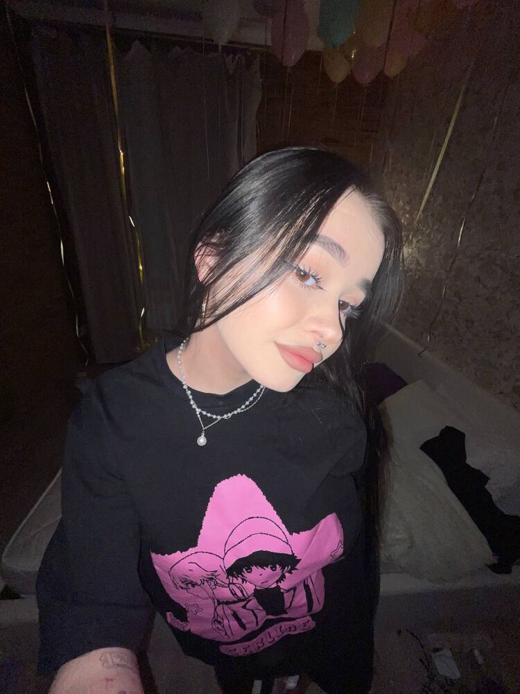  35896922  , 21 ,    