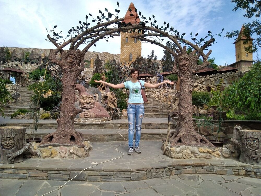  --,   Taneshka, 40 ,   ,   , c 