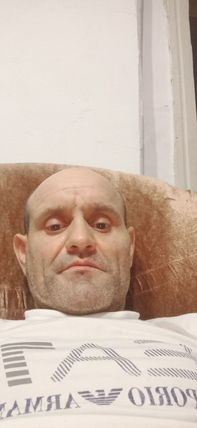  37031652  , 46 ,    