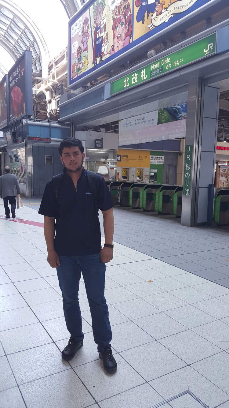  ,   Alik, 30 ,   ,   , c , 