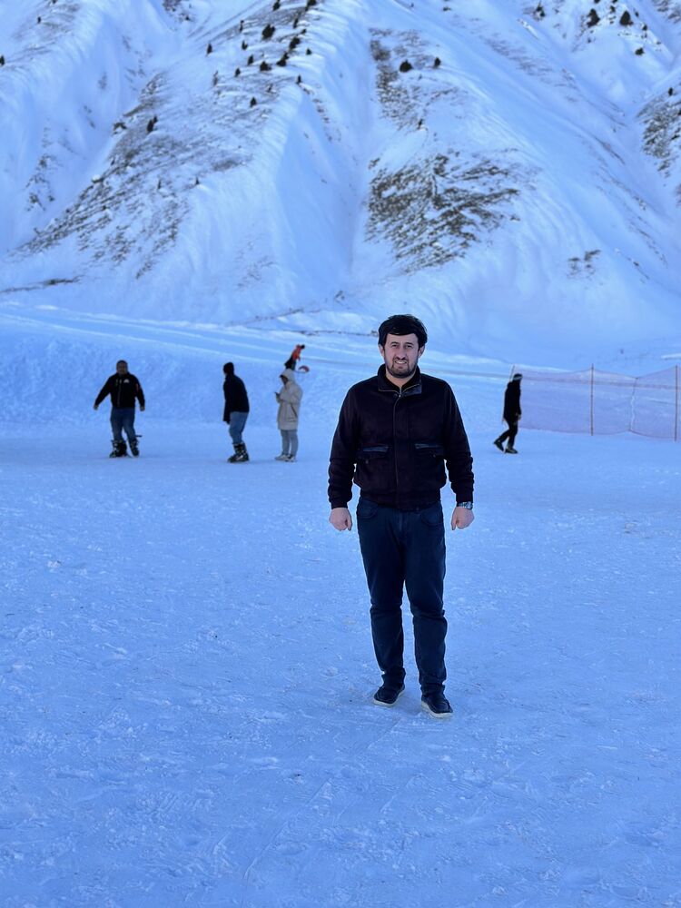  43323592  Fayz, 36 ,    