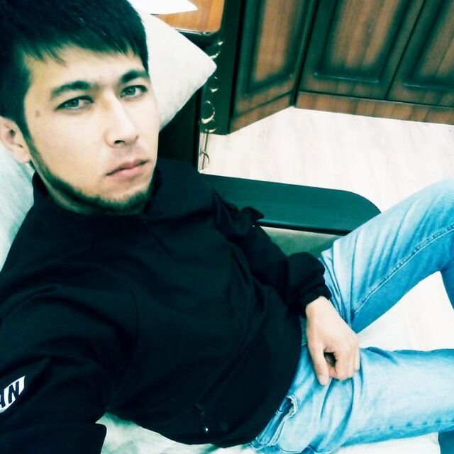  ,   Diyor, 33 ,   ,   