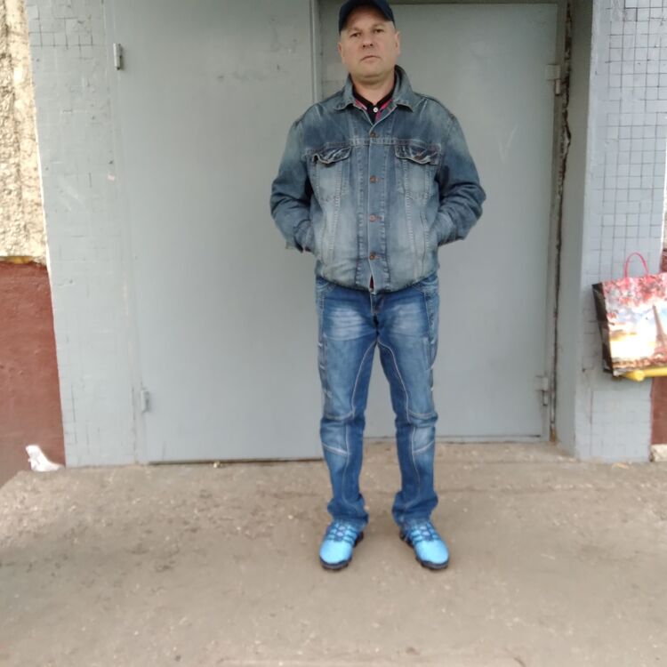  36733652  , 49 ,    