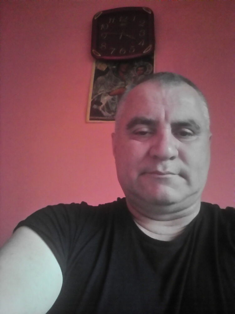  11574872  Boria, 52 ,    Pleven