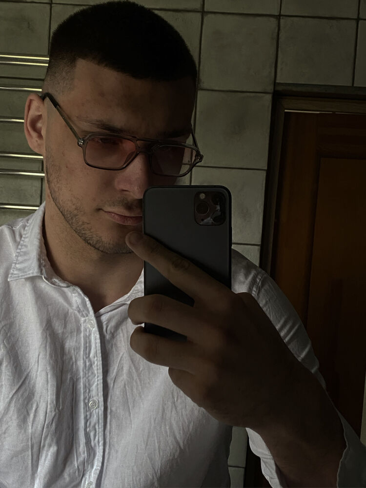  48024162  , 26 ,    