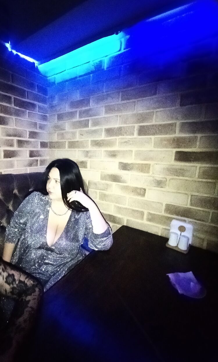  ,   Poli, 24 ,   ,   