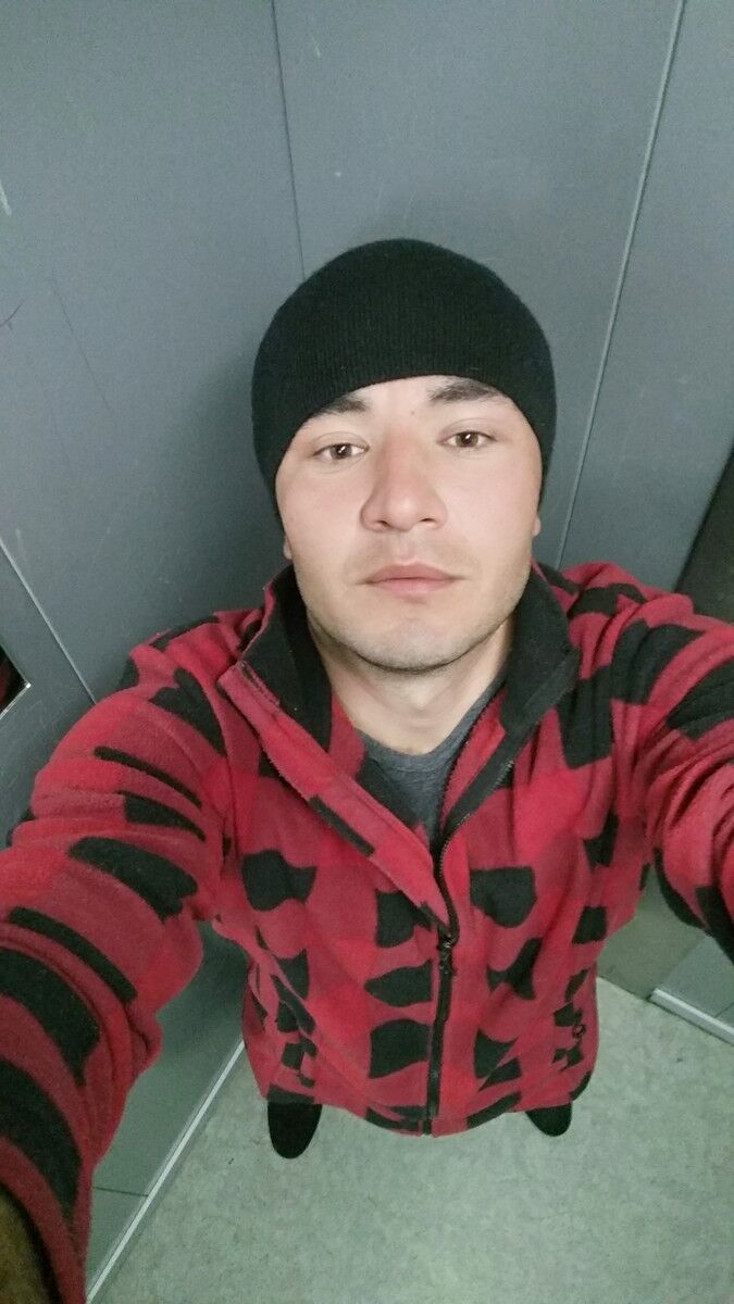  13774202  Bek Nurmatov, 31 ,    