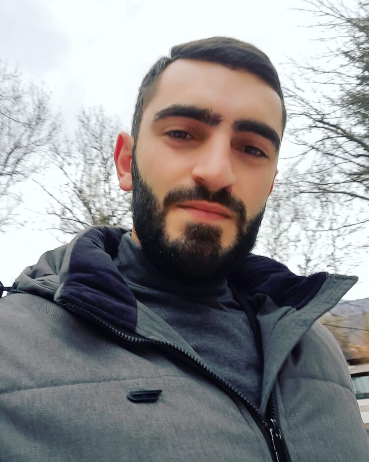 ���� 33377642 ������� Aram, 32 ����, ���� ���������� � �������