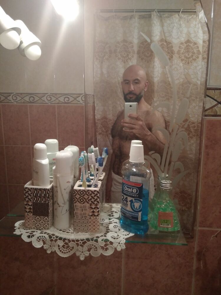  ,   David, 43 ,   ,   , c 