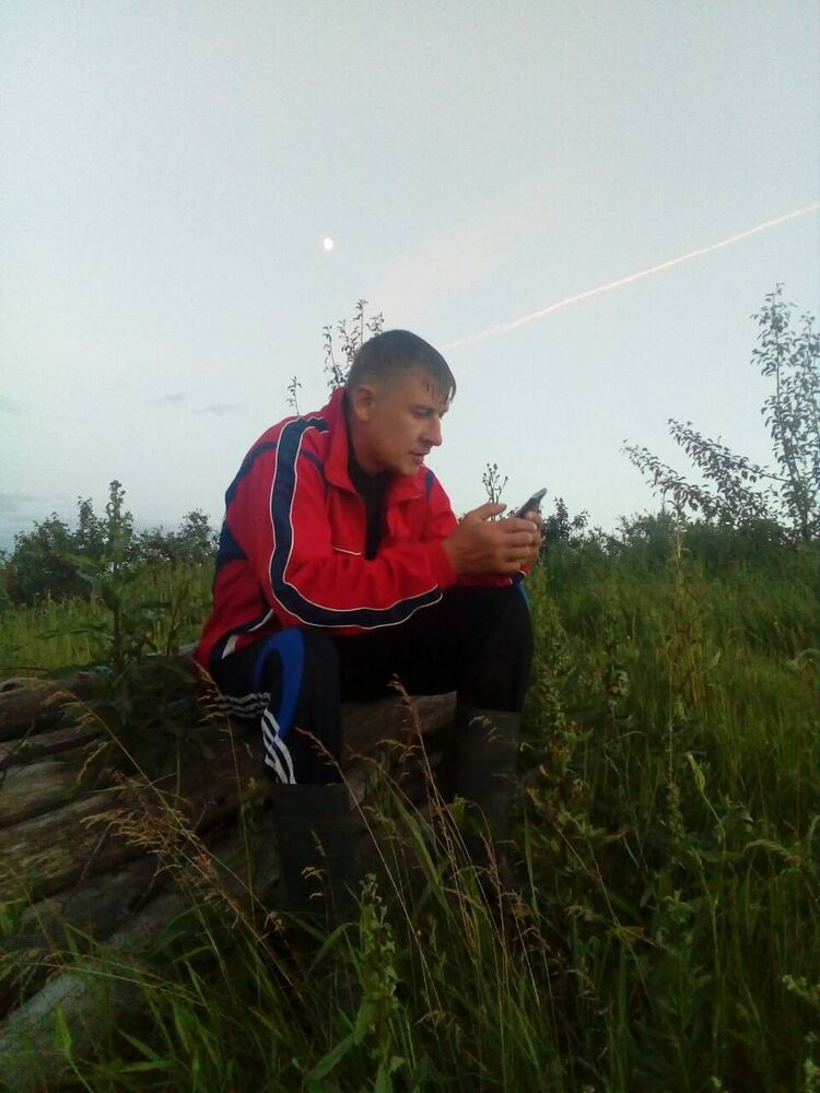  11345932  , 44 ,    