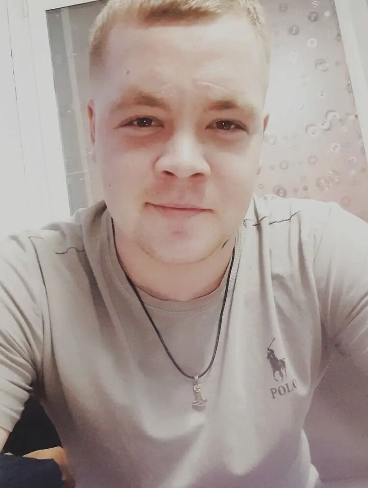  46773722  , 35 ,    
