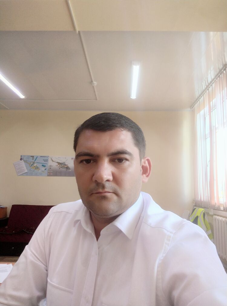  ,   Dovrik, 38 ,   ,   