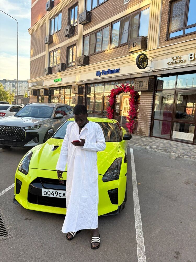  53894902  Gret, 30 ,    