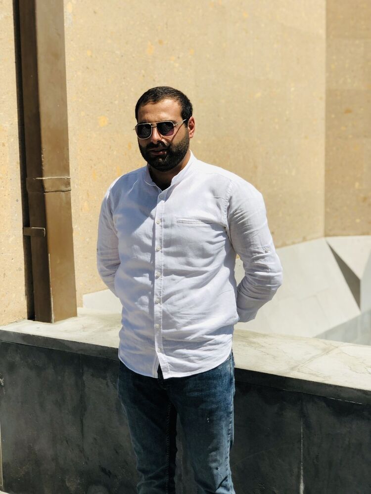  ,   Hayko, 31 ,   ,   , c 
