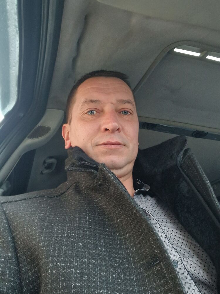 31514802  Alex, 45 ,    