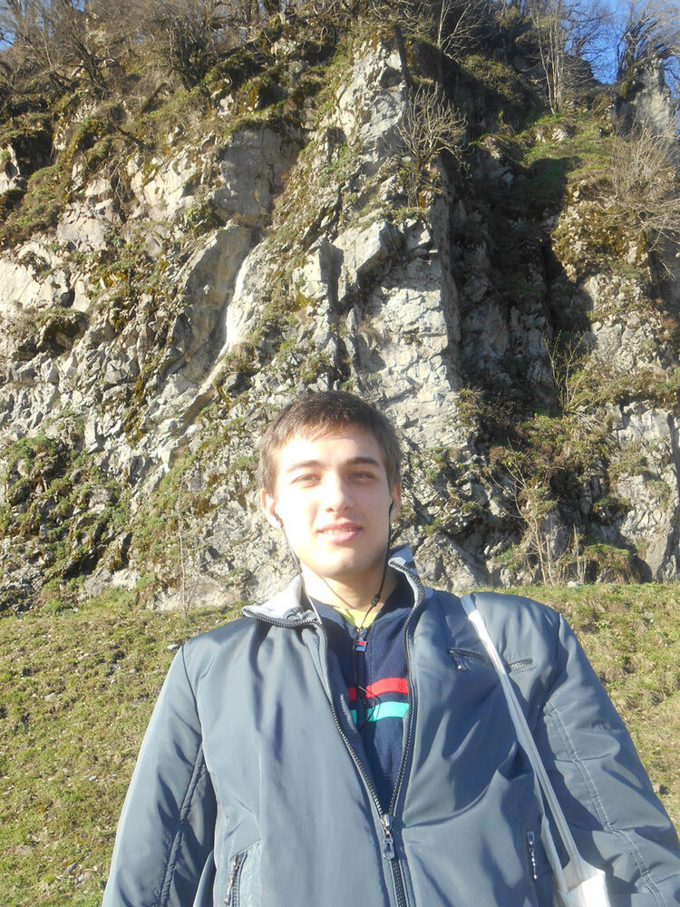  ,   Eugene, 32 ,   