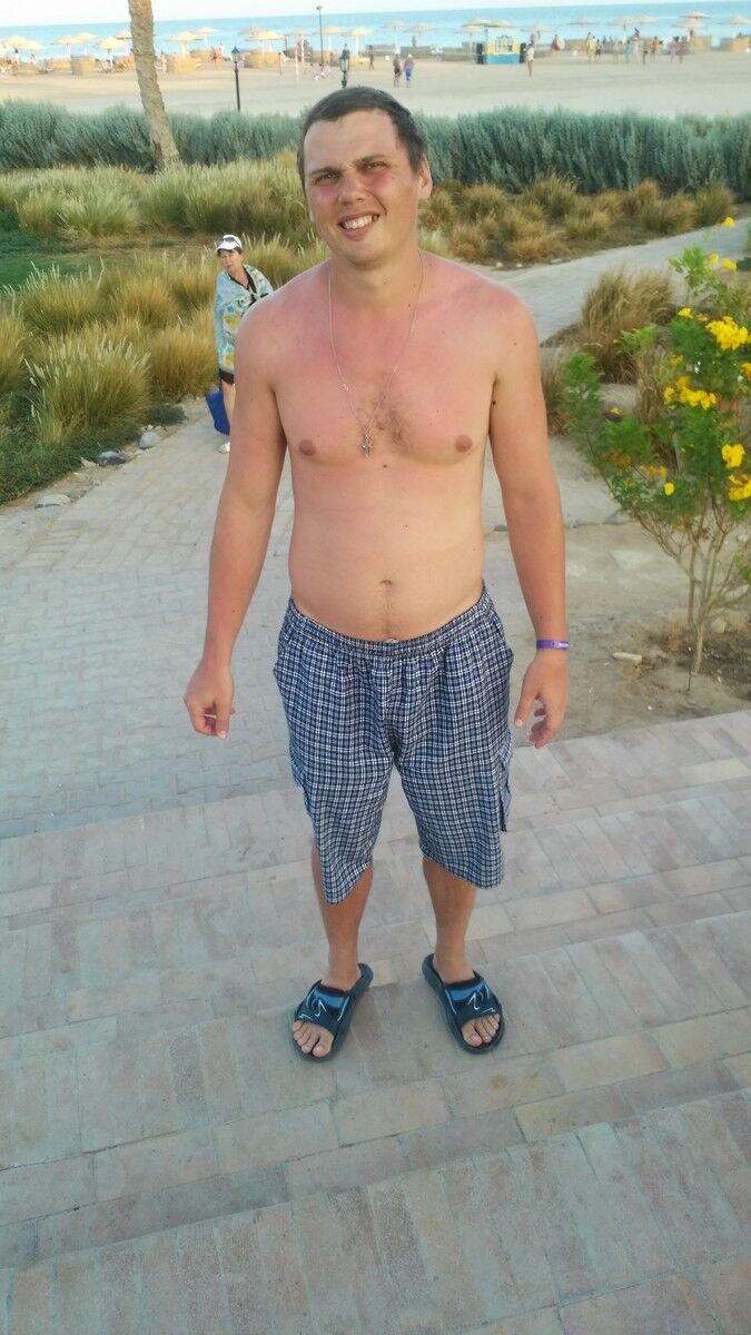  8460922  Sasha, 41 ,    