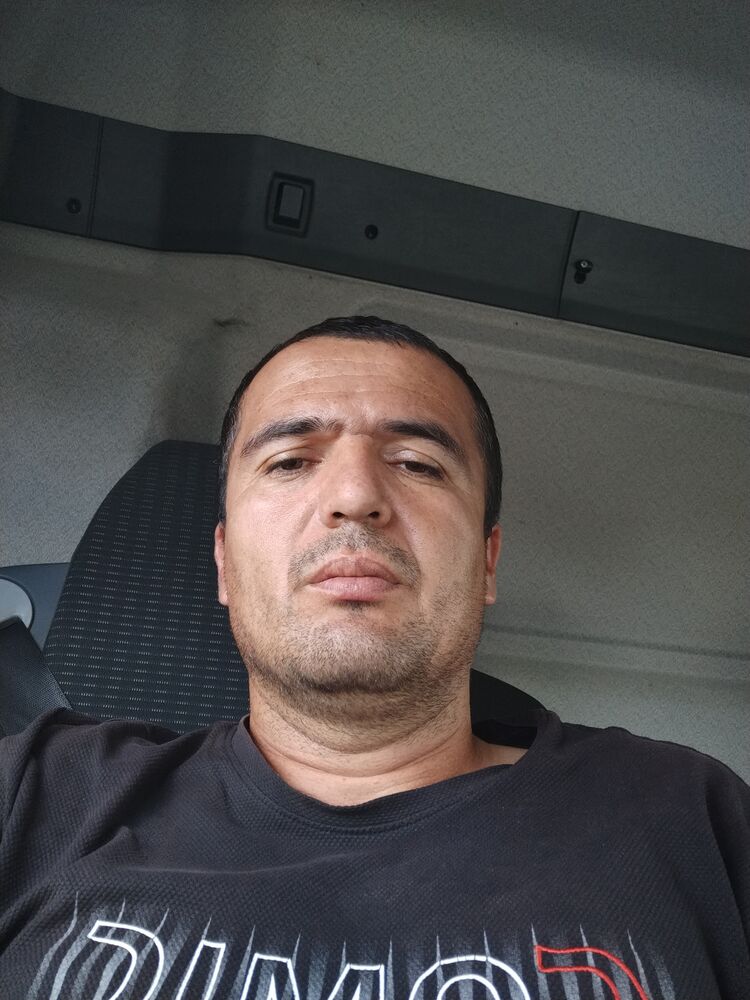  37079882  , 45 ,    