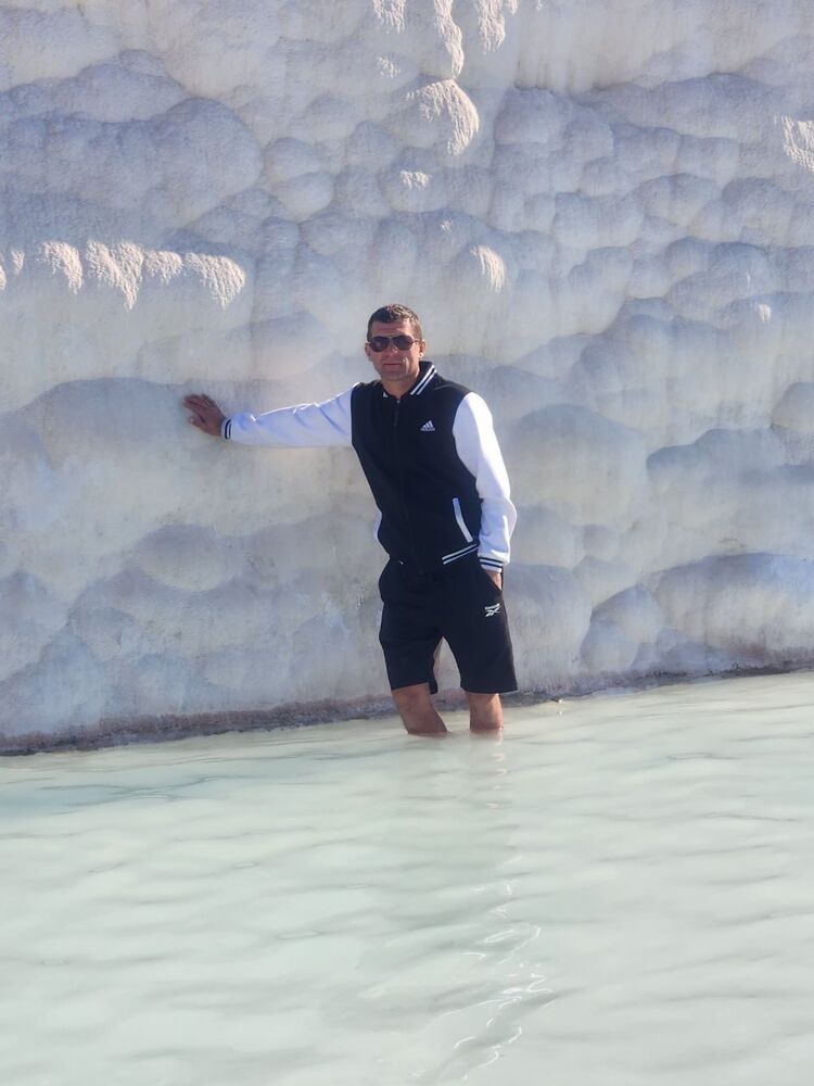  54435682  Artem, 24 ,    