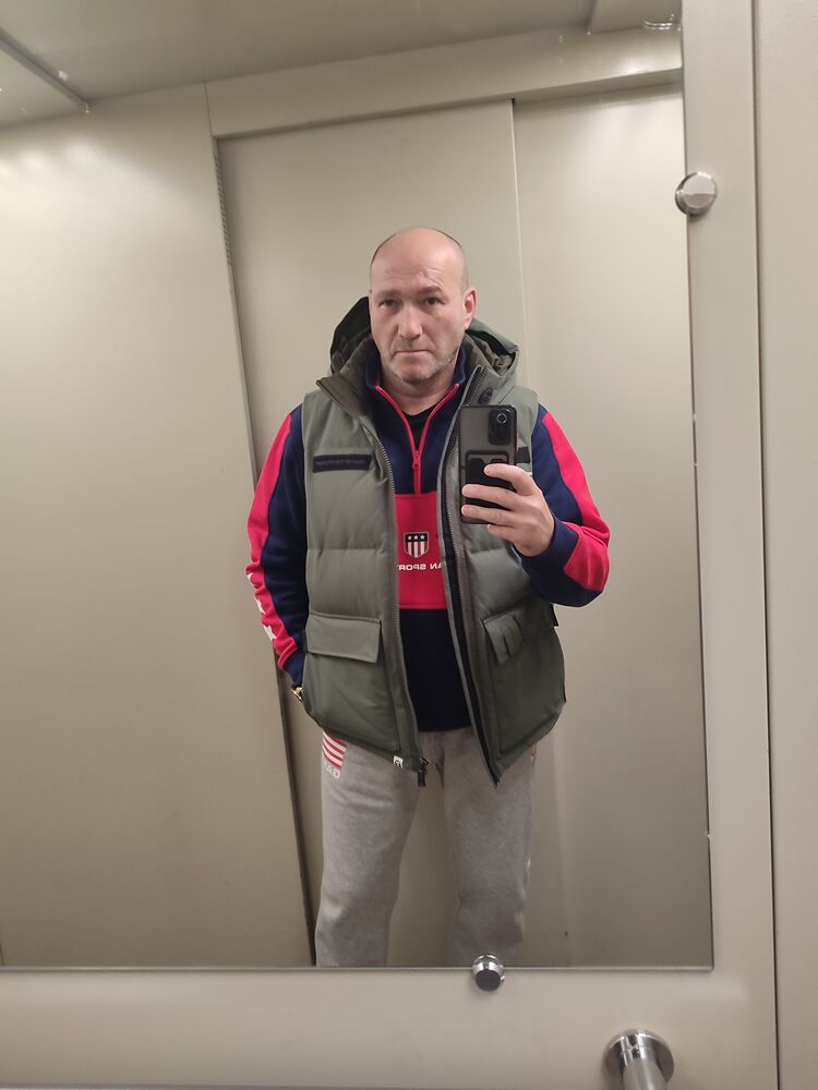  39974432  , 53 ,    