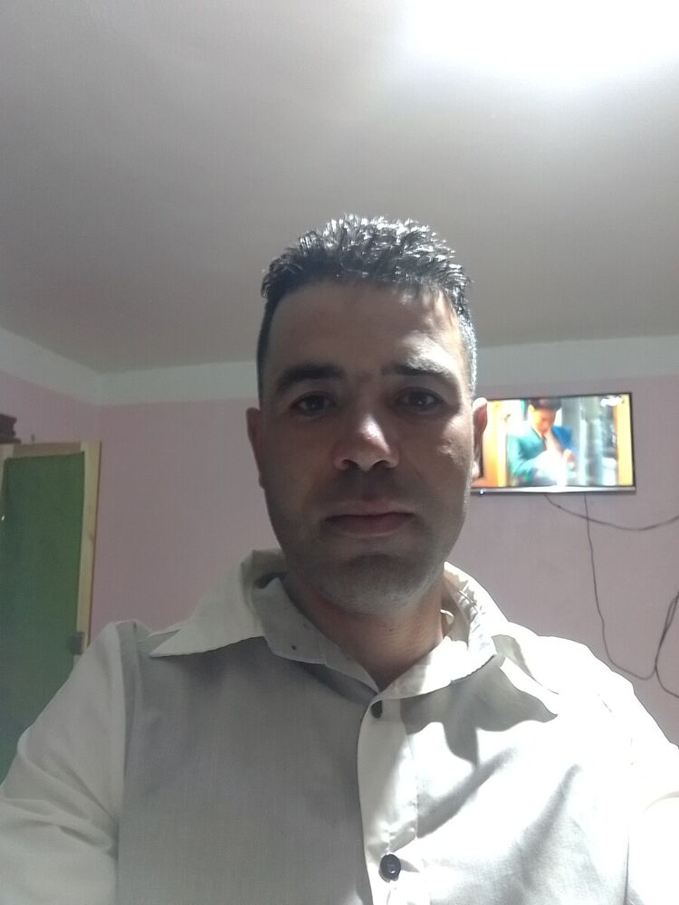  21529262  Abdo, 36 ,    Algiers