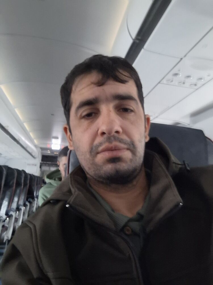  49538382  Ruslan, 36 ,    