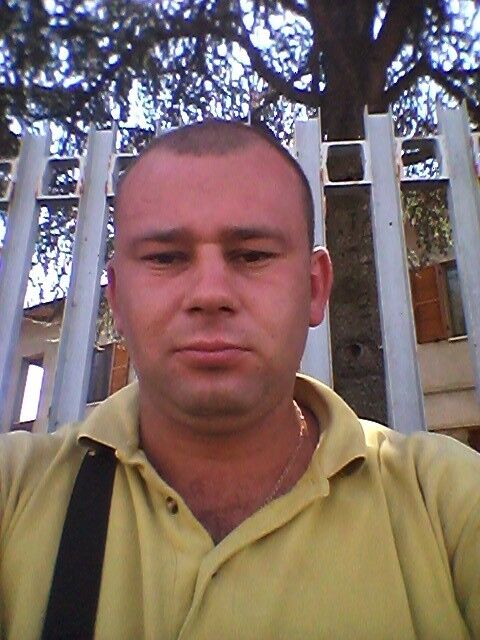  7856642  Viktor, 38 ,    