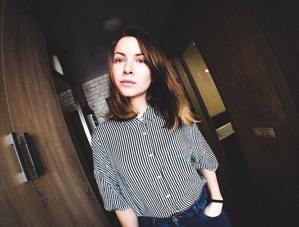  19208402  , 32 ,    -