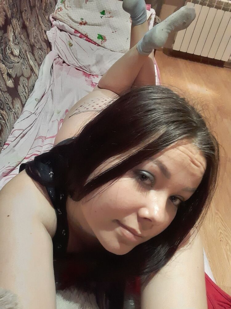  23861672  Kris, 28 ,    