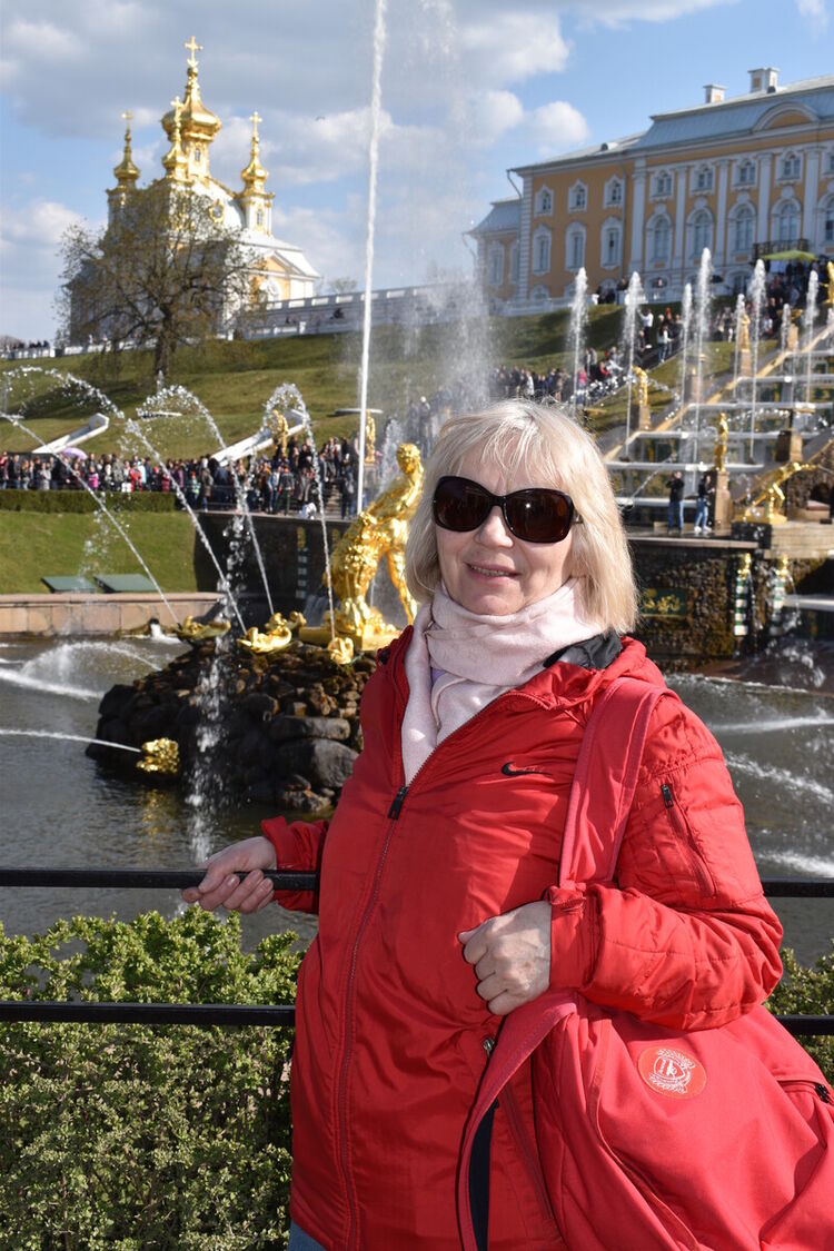  -,   NADEZHDA, 63 ,   ,   , c 