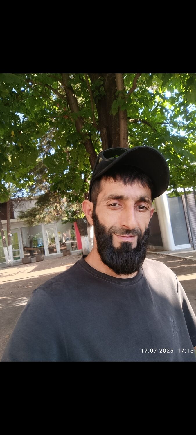  53115932  Islam, 38 ,    