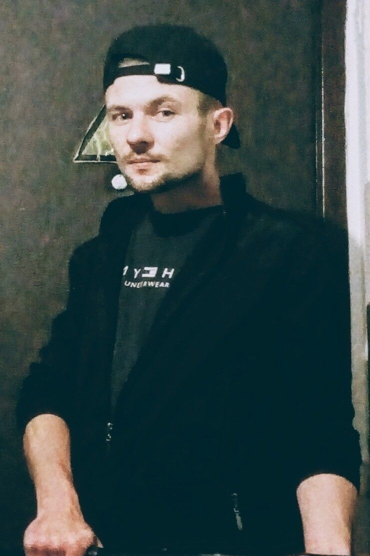  ,   Nicolas, 31 ,   ,   , c 