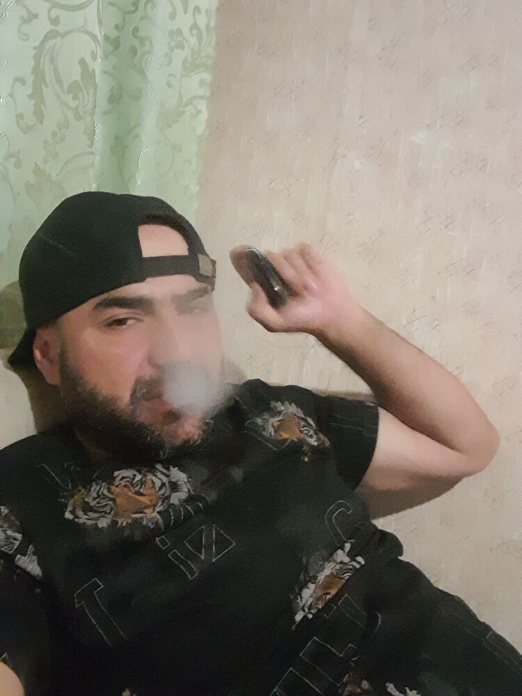  44176522  , 37 ,    