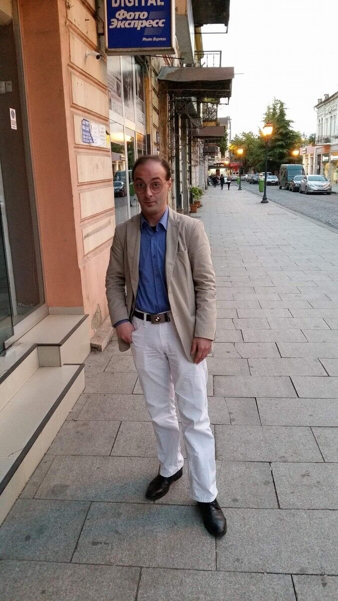  19007982  Caruso, 38 ,    