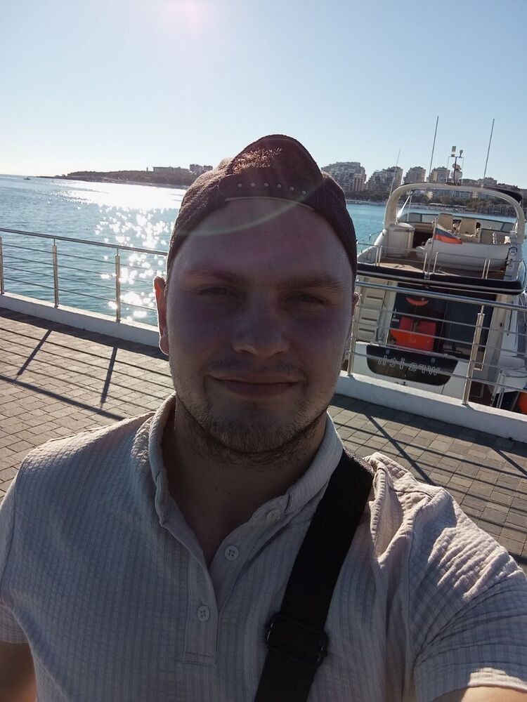  46703212  Yuriy, 27 ,    