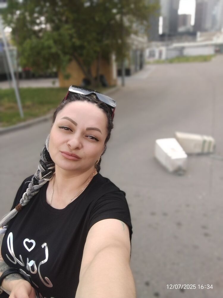  52769532  , 36 ,    
