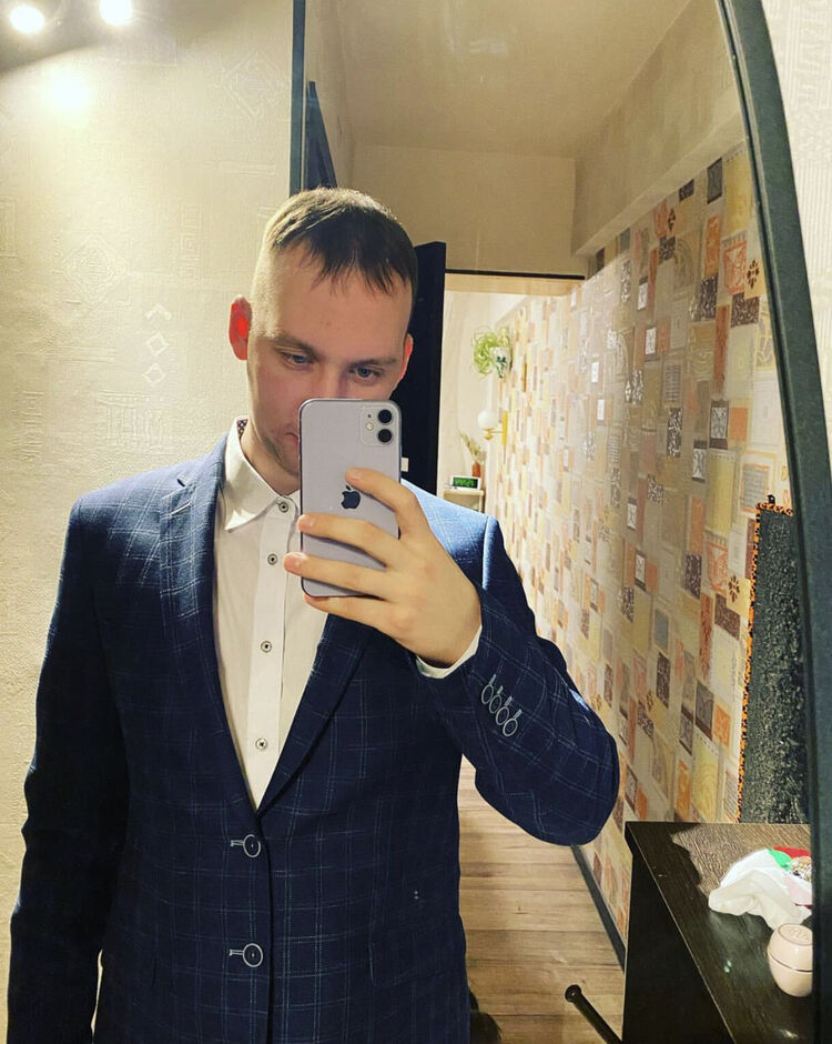  28888382  , 27 ,    -