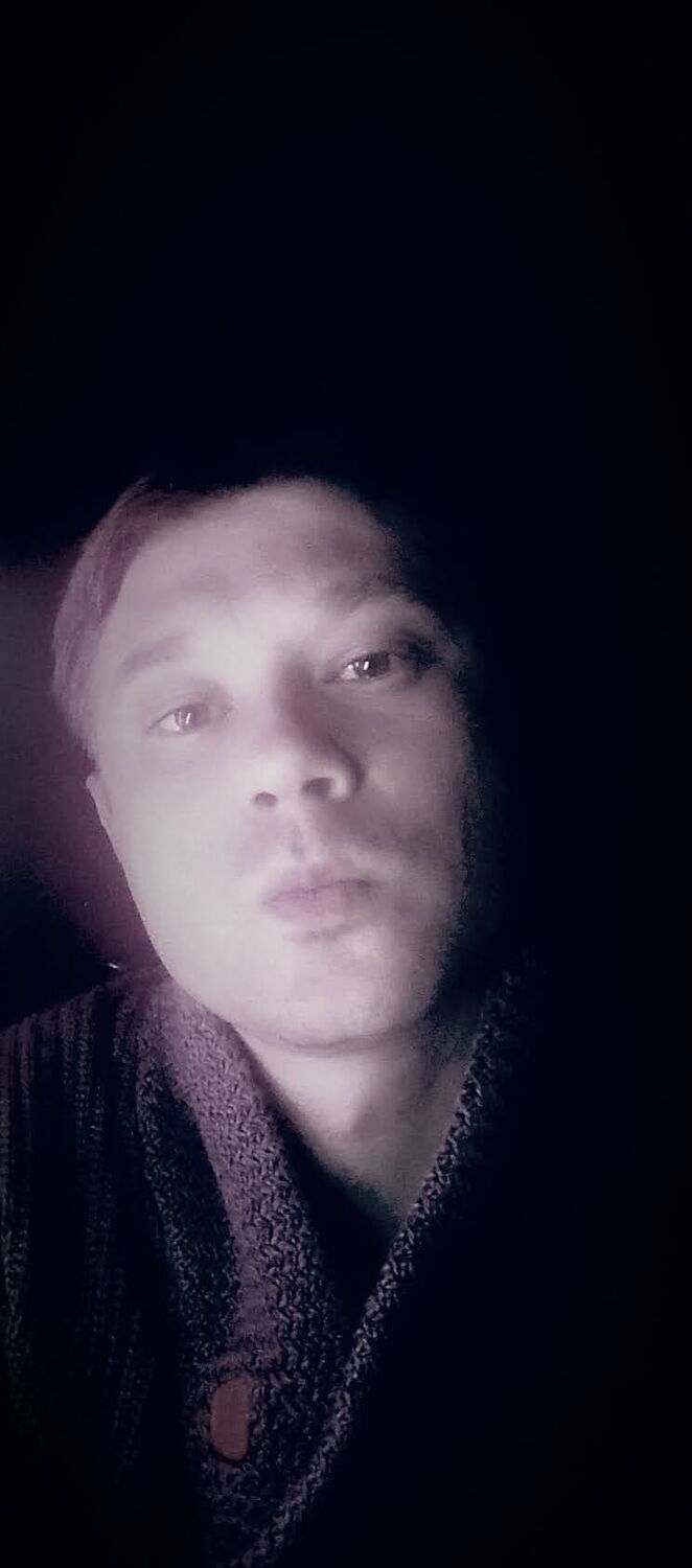  ,   Vik, 34 ,   ,   , c , 